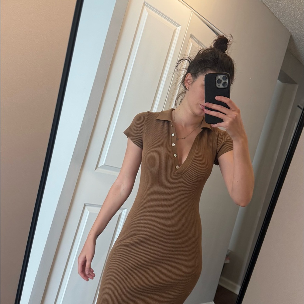 House of Harlow 1960 Brown Ribbed Midi Dress